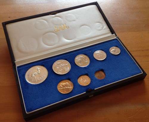()()()  1979 SHORT PROOF SET IN BLUE BOX - MINTAGE ONLY 5000  ()()()
