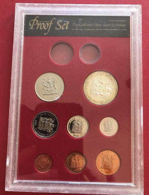 GOLD AND HARD ASSET EXCHANGE 1971 SA PROOF SET IN PERSPEX