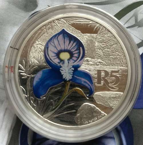 Lovely low mintage Colourised SA Mint Proof 2016 Silver R5 - Blue Bearded Disa