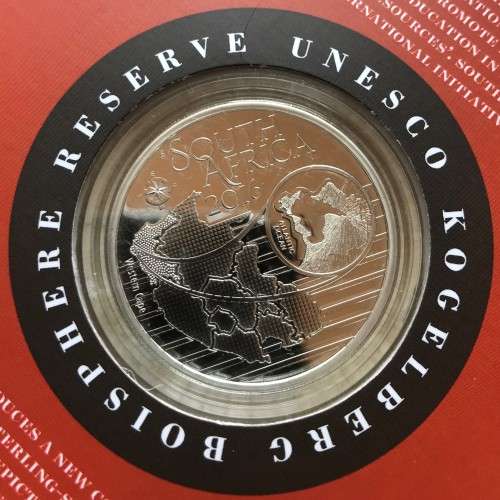 Lovely low mintage Colourised SA Mint Proof 2016 Silver R10 - Cape Rockjumper