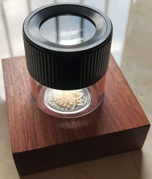 LIMITED EDITION PROOF GRIQUA TOWN (1815-2015) BI-METAL R5 WITH MAGNIFIER & COA