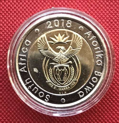 STUNNING SIX uncirculated bi-metal R5 coins (2008, 2011, 2014, 2015, 2017 & 2018 Mandela) in capsule