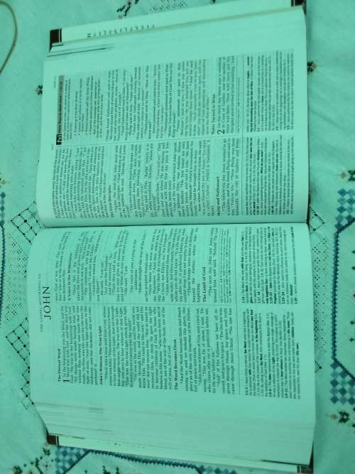 Bible NKJV - The Dr. David Jeremiah Study Bible