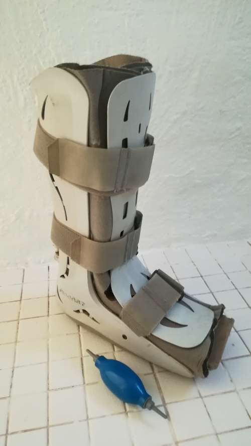 Aircast orthopaedic boot Only R500 FP Walker Medium 01F-M