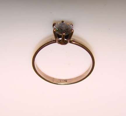LOVELY 9ct SOLID YELLOW GOLD SOLITAIRE DIAMOND CZ  RING : SIZE 7 1/2