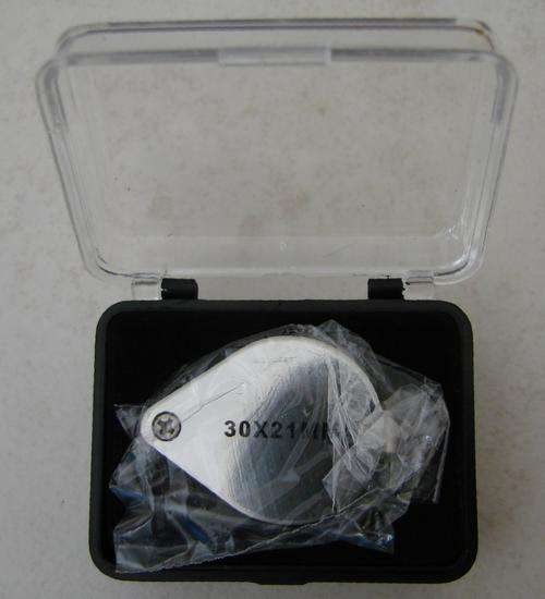 21 X 30 JEWELERS LOUPE IN CASE
