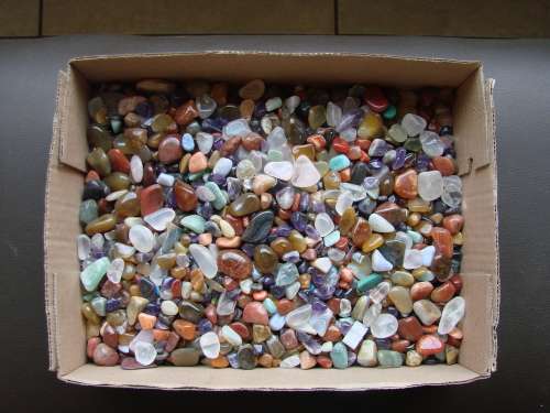 BOX FULL OF TUMBLED SEMI PRECIOUS STONES, LARGE AND SMALL APPROX 3Kg