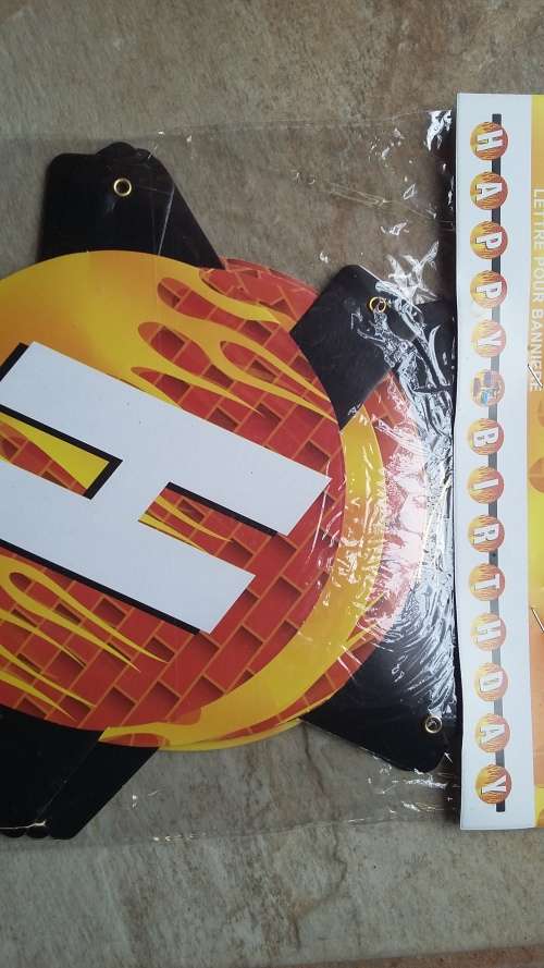 Party flags Hotwheels happy birthday banner