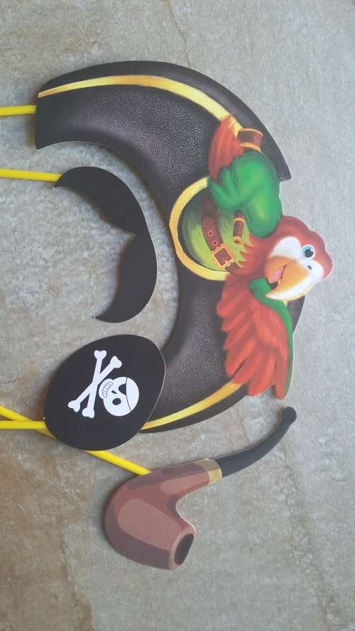 Photo props on sticks, 4 piece