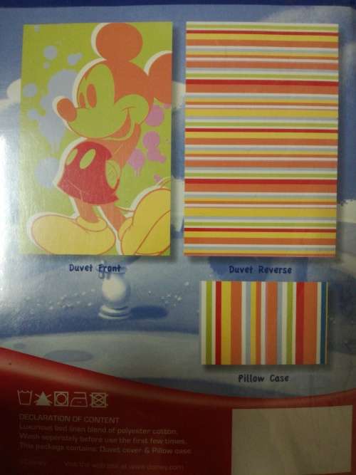 Mickey mouse reversable Duvet cover set, single, was R250 now R60
