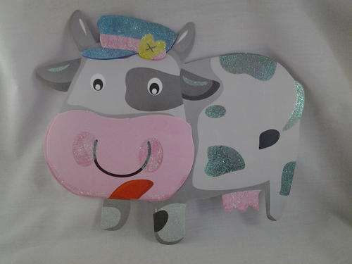 Stunning farm animal cow 3d cardboard cut out perfect for party decor 27cm
