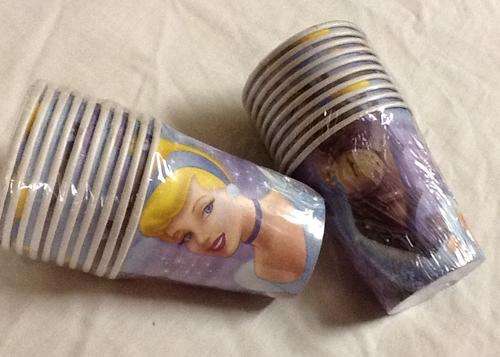 Cinderella paper cups (10)