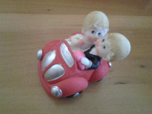 Wedding bride and groom caketopper 8cm