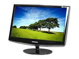 SAMSUNG 23" MONITOR