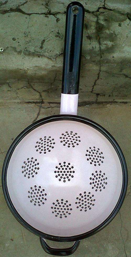 PIENK ENAMEL "STRAINER"