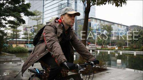 WORLD FIRST BLUETOOTH BONE CONDUCTION HEADSET IN A CAP