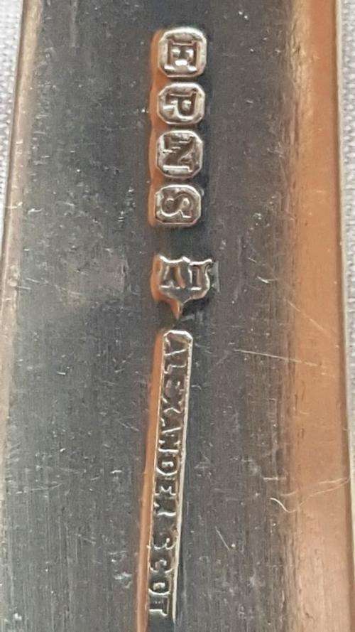 Beautiful Antique - 2 knives and 2 forks by Alexander Scot