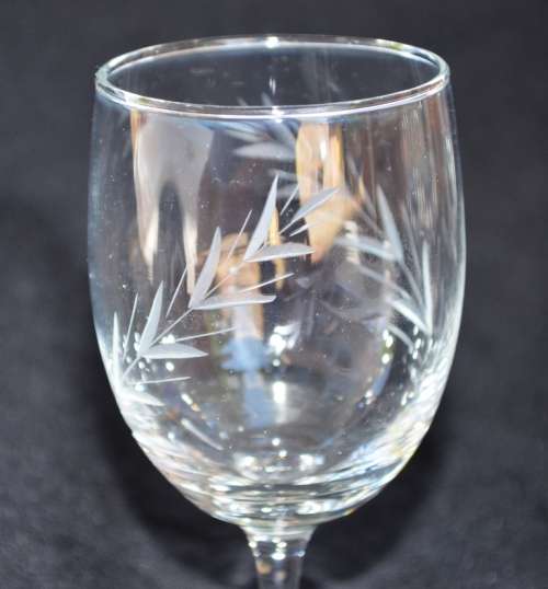CUT GLASS !!! - Set of SIX beautiful Wine glasses - Beautiful - Last Set!!!