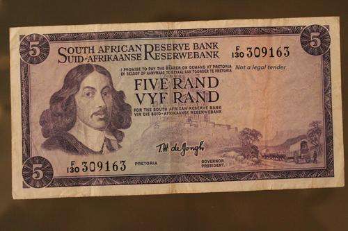 R 5 < TW de Jongh > 1967