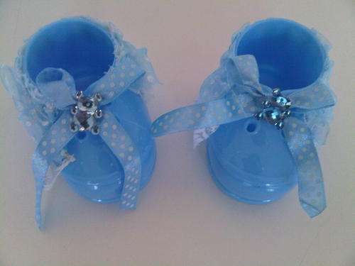 Six pairs of booties, a must for all baby showers.