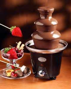 Mini Chocolate Fondue Fountain.  Great Low Price !!!  WINTER SALE, DON'T MISS OUT !!!