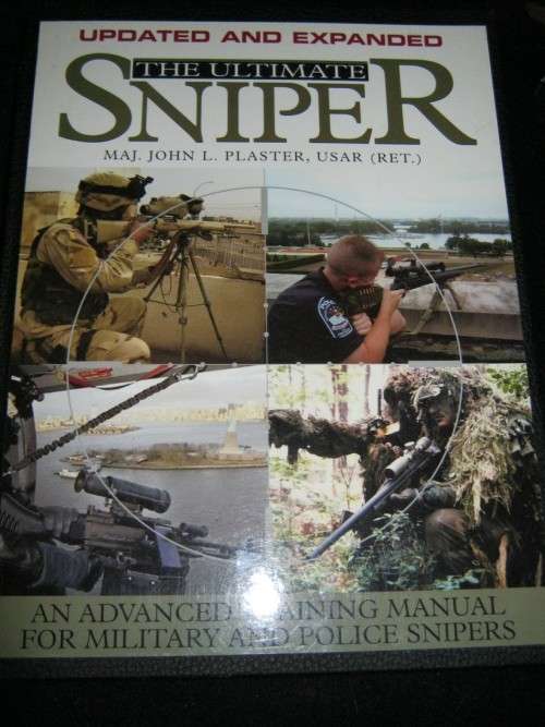 war  : The Ultimate Sniper - Deluxe Edition - leather cover