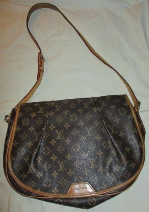 louis Vuitton Handbag