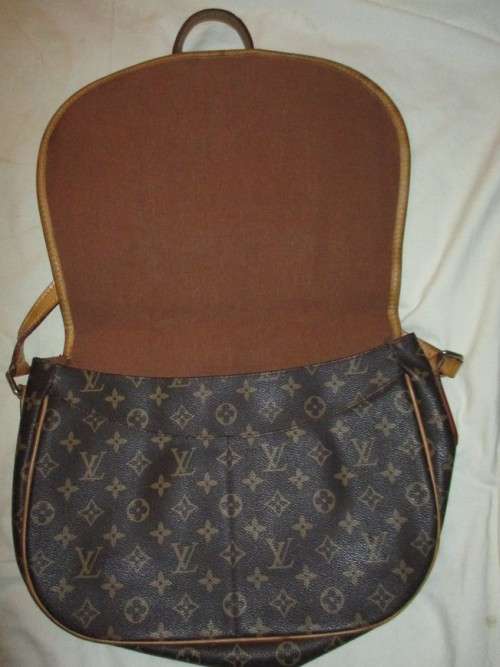 louis Vuitton Handbag