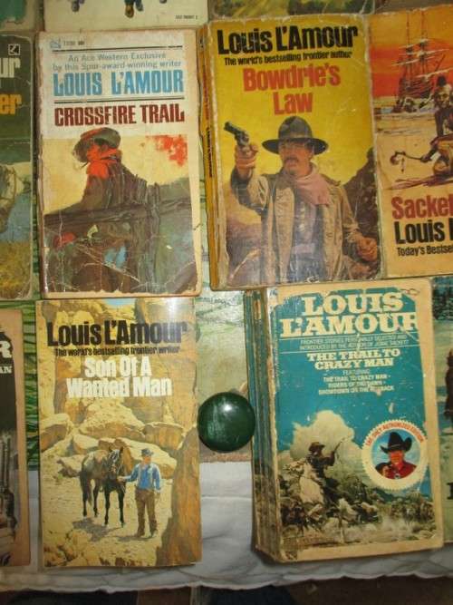LOUIS L'AMOUR WESTERN BOOKS x 36