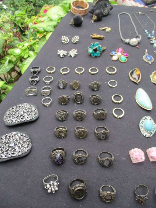 Mixed Batch of Costume Jewellery and other