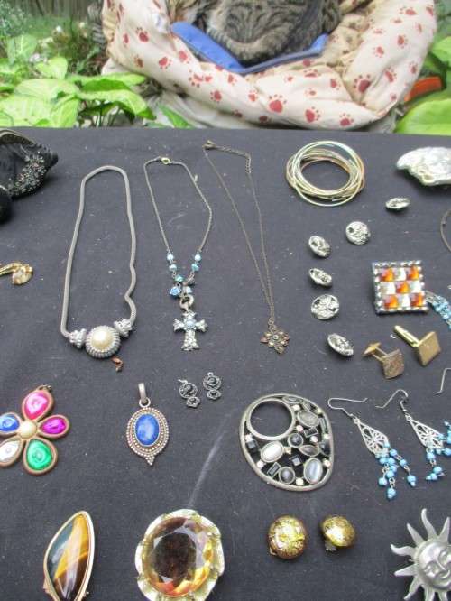 Mixed Batch of Costume Jewellery and other
