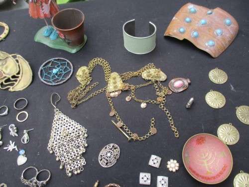 Mixed Batch of Costume Jewellery and other