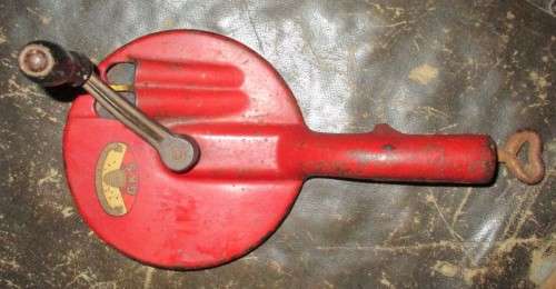 lovely vintage hand crank bean slicer