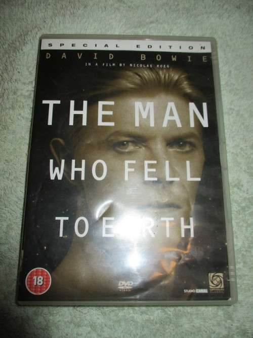 The Man Who Fell to Earth  DVD