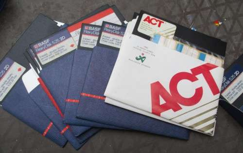 Head Cleaning Kit for Flexible Disk drive .   plus a few used  Flexible Disks