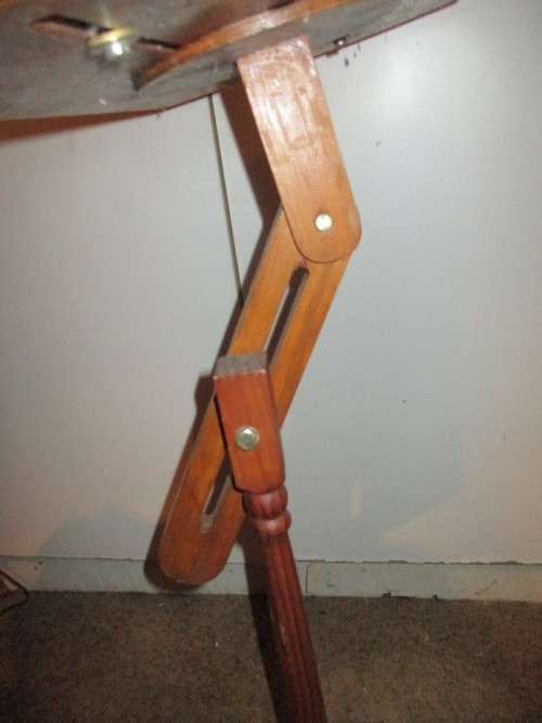 Rotating Canvas Easel with attachments