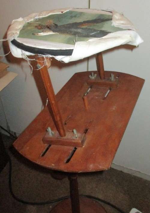 Rotating Canvas Easel with attachments