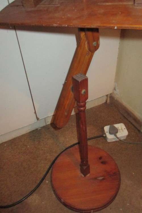 Rotating Canvas Easel with attachments