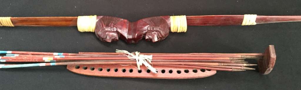 American Bow and Arrow Ornamental Set