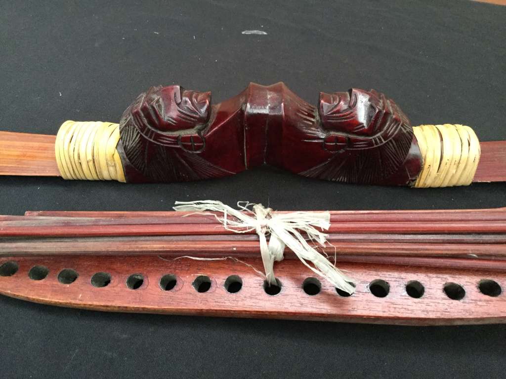 American Bow and Arrow Ornamental Set