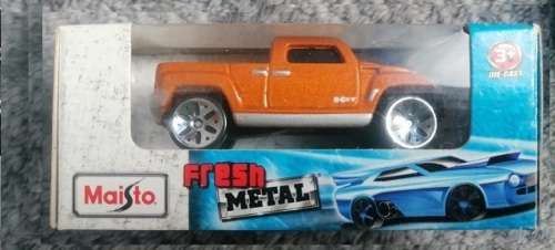 COLLECTABLE TOY CAR