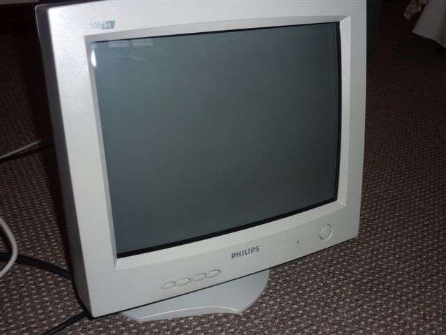 17" CRT monitor Philips display screen , second hand + guarantee ( + Power & data cables)  -  R220