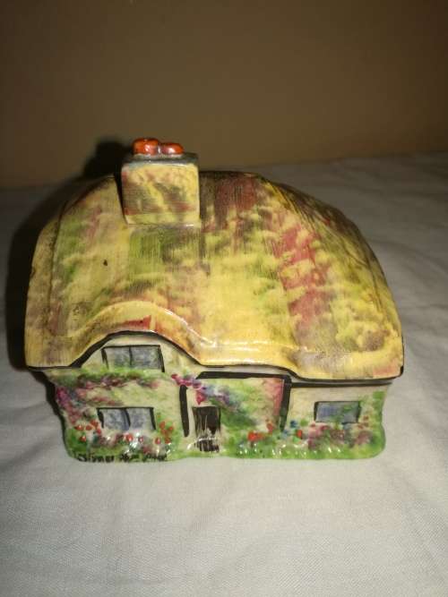 2 X ENGLISH PORCELAIN PIECES