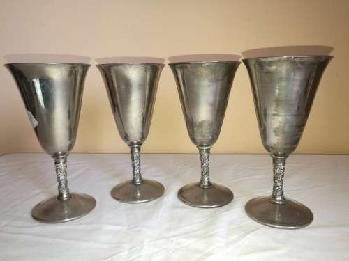 SET OF 4 BEAUTIFUL ITALIAN SILVERPLATE WINE GOBLETS