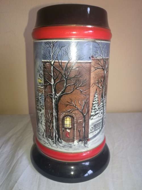 BUDWEISSER CHRISTMAS VASE