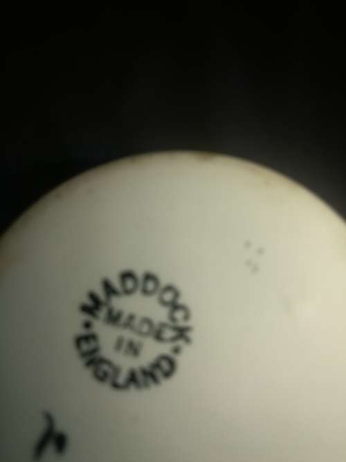 LOT OF 3 X COLLECTIBLE CERAMIC PIECES