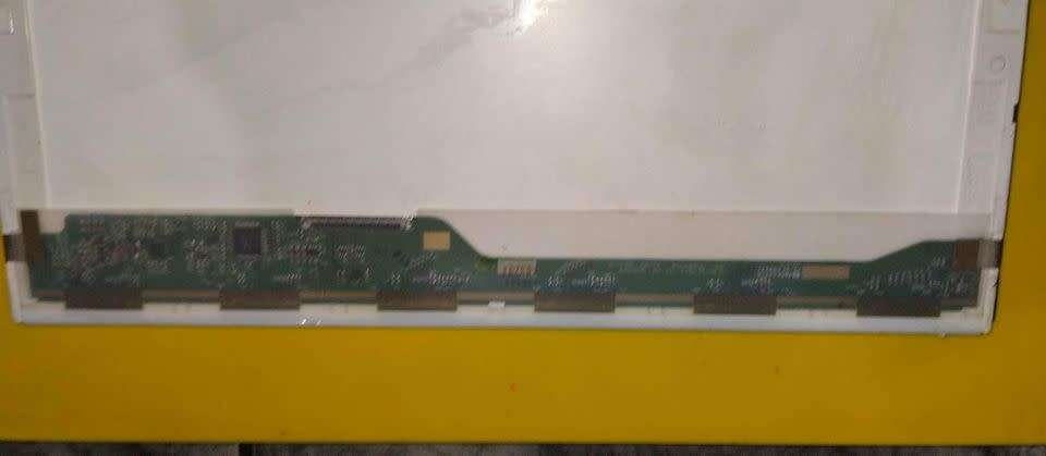 LP154WX4 (TL)(C8) 15.4` LAPTOP LCD SCREEN