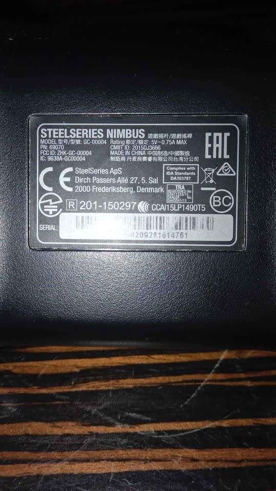 Steelseries Nimbus Wireless Gaming Controller For IPhone Or Windows Bluetooth (GC-00004)