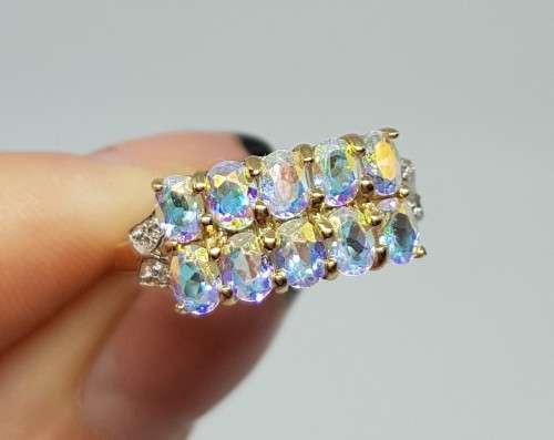 *RARE* 9k gold Mercury mist TOPAZ ring with DIAMONDS