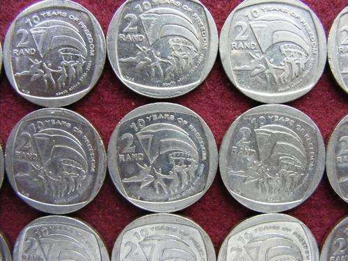 100    10  YEARS OF  FREEDOM  MANDELA  R2 COINS A/ UNC